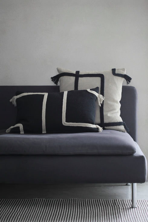 Viale, Cushion Cover, H40xW60cm, Black/Beige, Thassels
